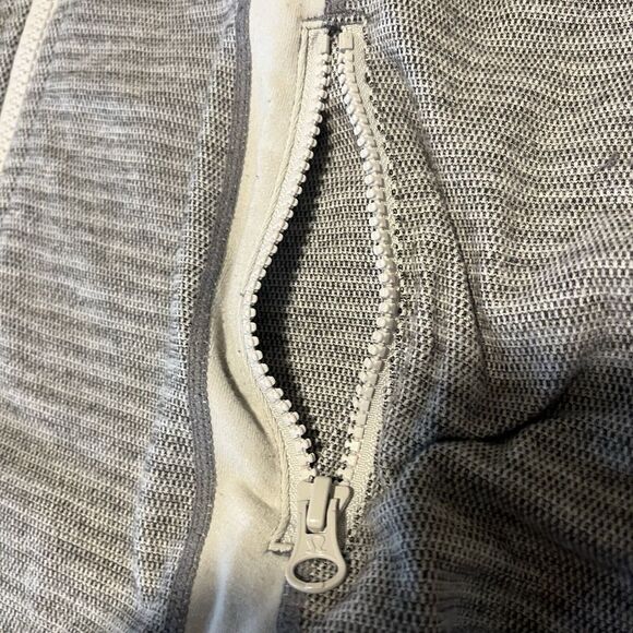 Lululemon Athletica Define Jacket Full Zip Back Mesh Venting Gray Womens Size 12 - Picture 3 of 16